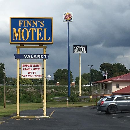 Finn'S Motel Saint James Exteriör bild